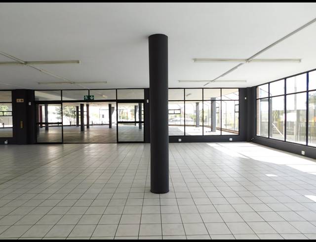 1,033M² RETAIL TO LET IN KENSINGTON B